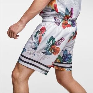 Zara Men’s Resort Vacay Floral Print Mesh Drawstring Shorts. Size S